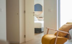 Select Porto Suites